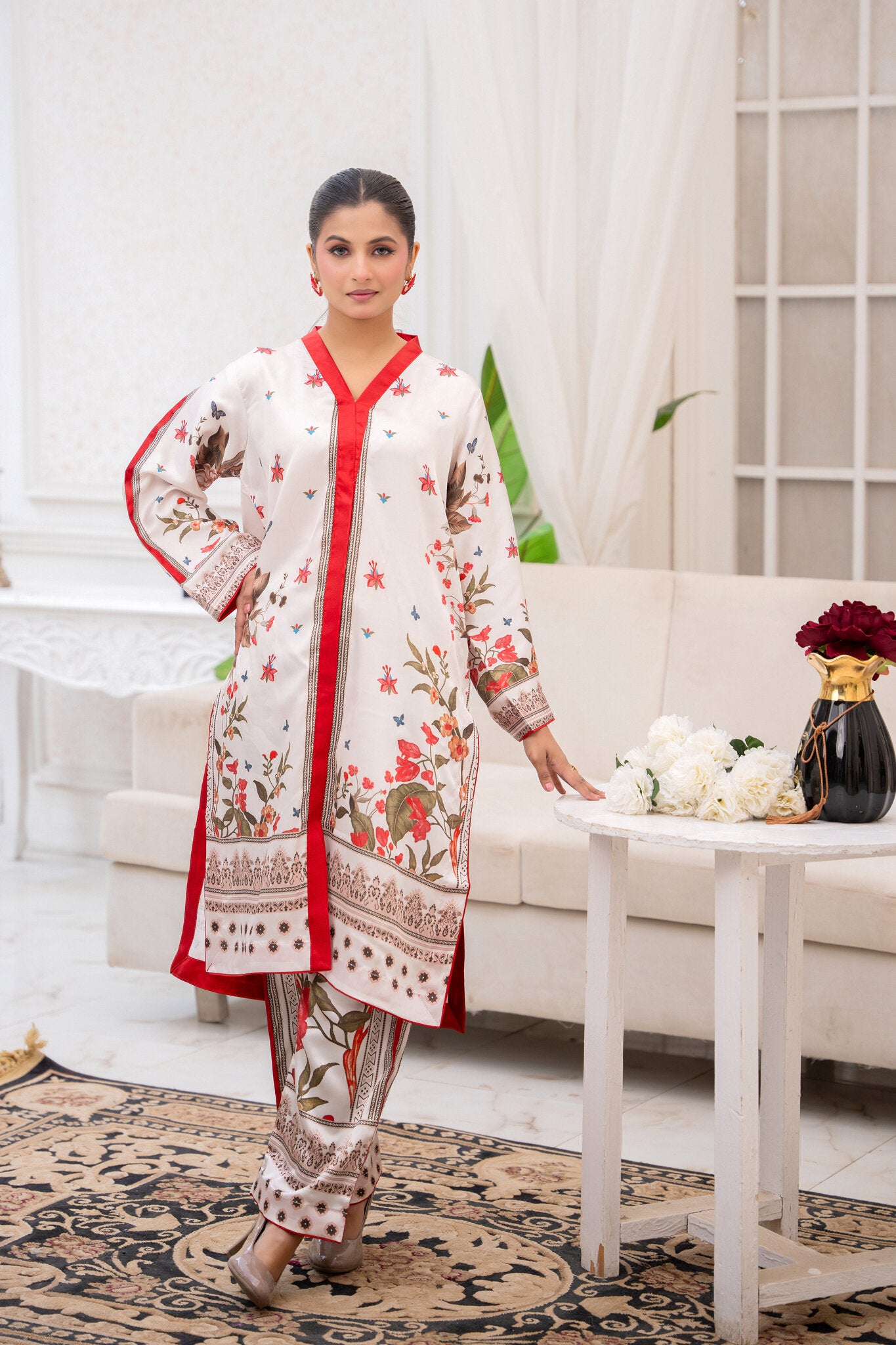 Red Garden – Printed 2-Piece Silk Suit